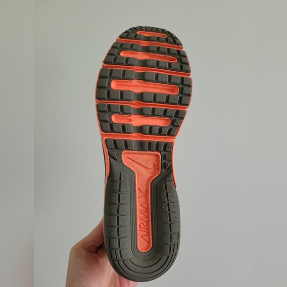 Womens Nike Airmax Sneakers - Picture 3 of 3